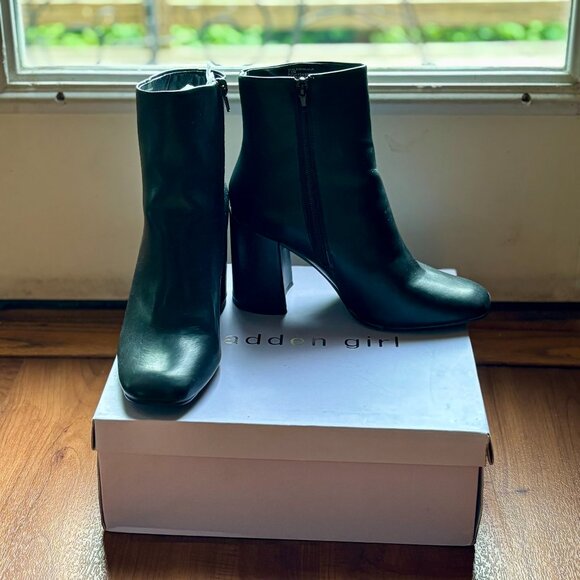 Steve Madden Shoes - Steve Madden High Heel Boots